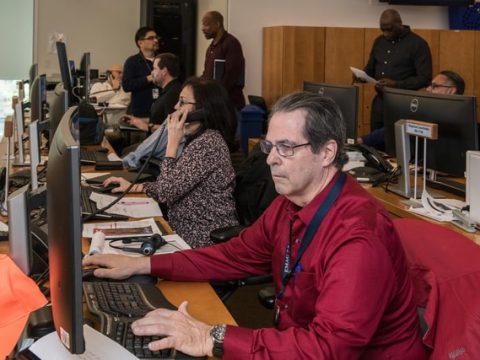 Einkommensteuersenkung: Wirtschaftlicher Nutzen bleibt fraglich – eine kritische Analyse im Fokus.